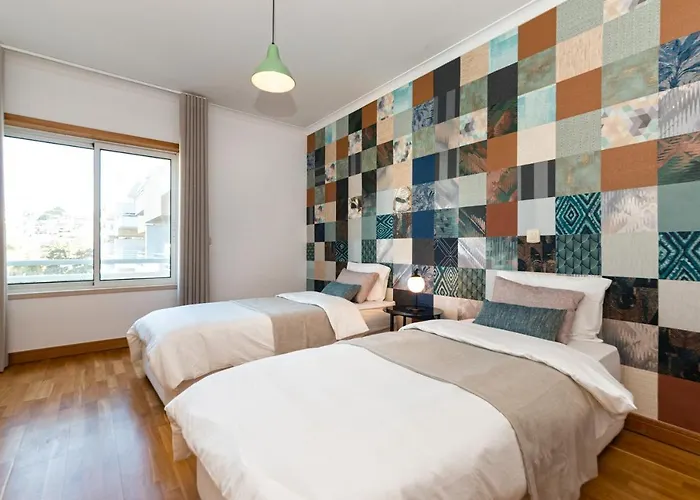 Bafureira Cascais Apartment; Condominio Privado Com Piscina